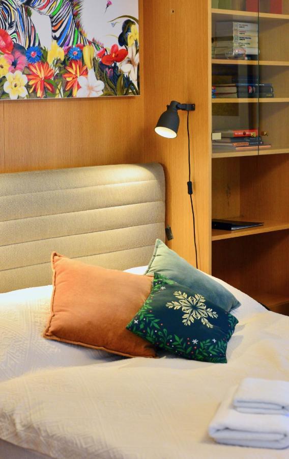 Charming With Balcony In Hip & Trendy Margareten เวียนนา ภายนอก รูปภาพ