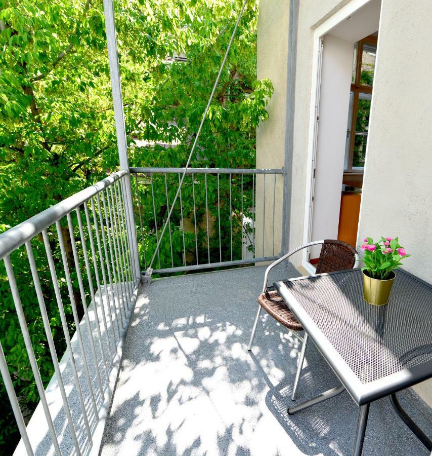 Charming With Balcony In Hip & Trendy Margareten เวียนนา ภายนอก รูปภาพ
